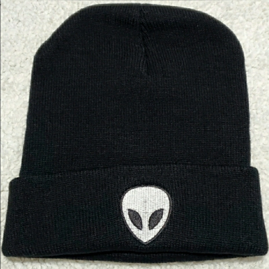 Alienware Sleek Black Logo Beanie